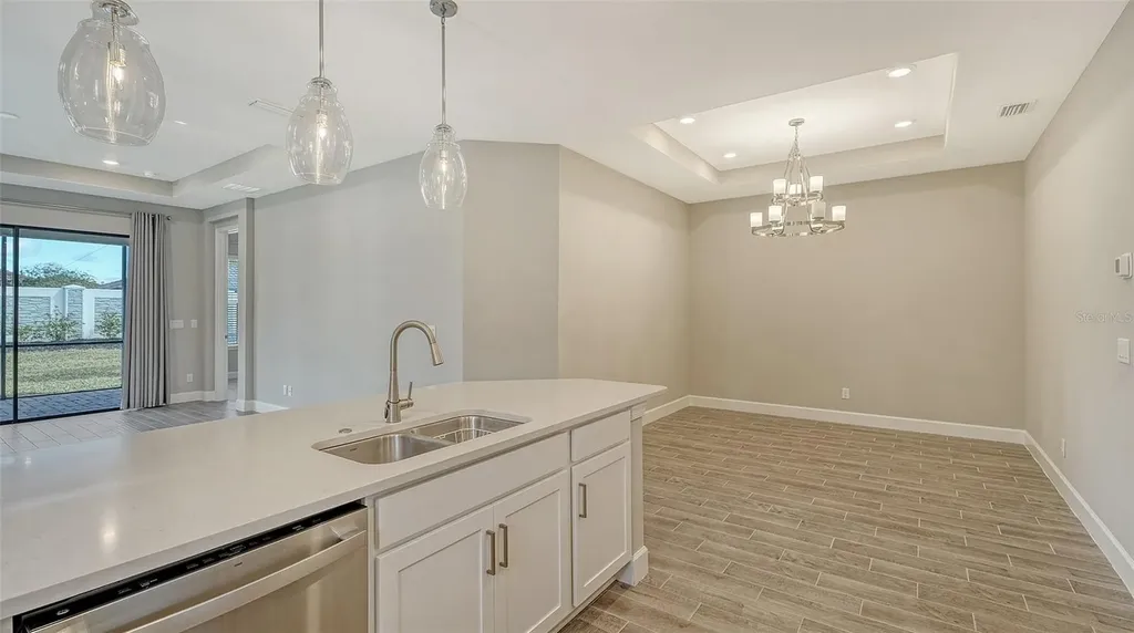 6070 Mesa Glen Bradenton FL 34203