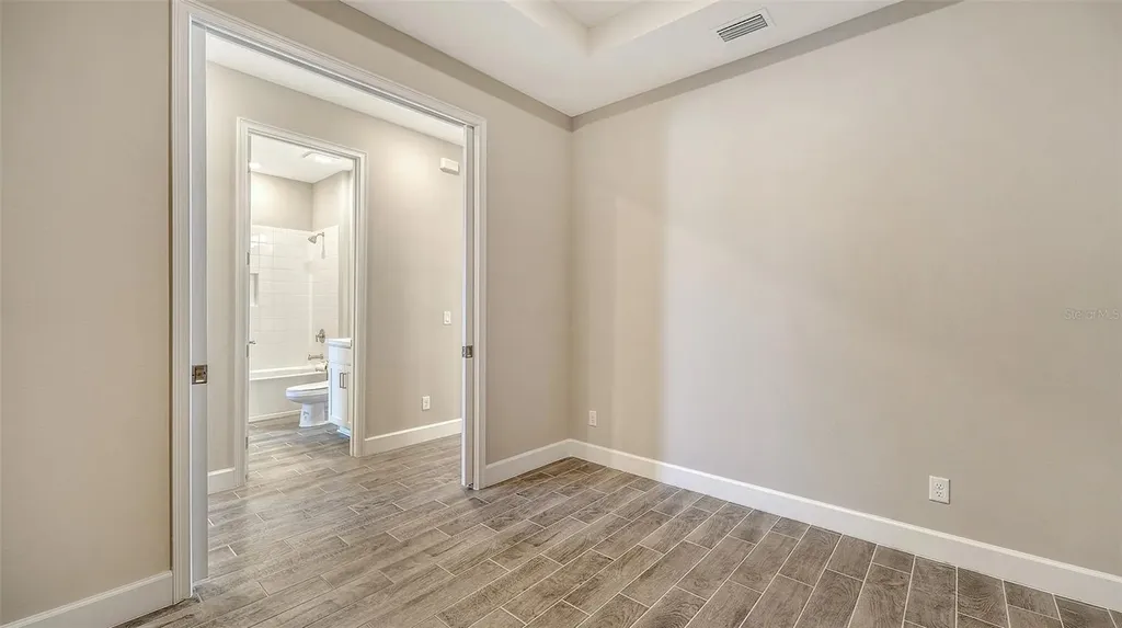 6070 Mesa Glen Bradenton FL 34203