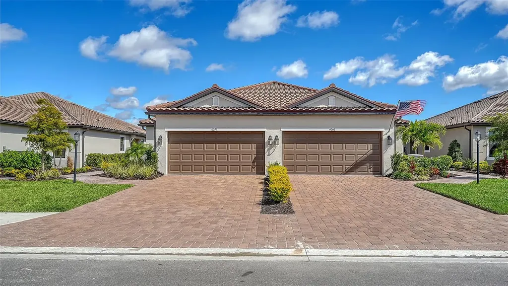 6070 Mesa Glen Bradenton FL 34203