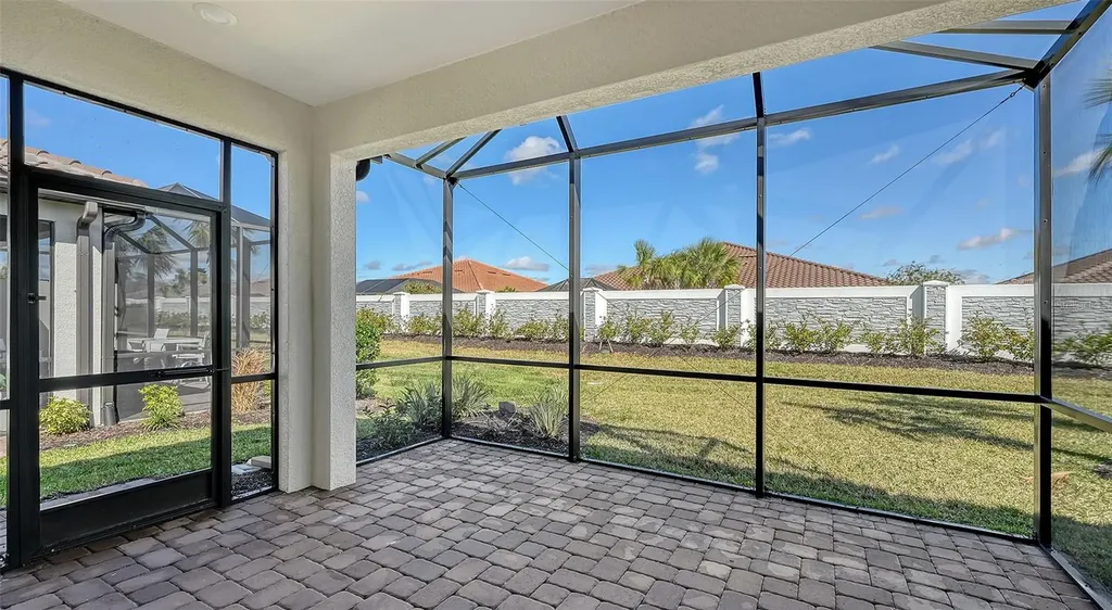6070 Mesa Glen Bradenton FL 34203