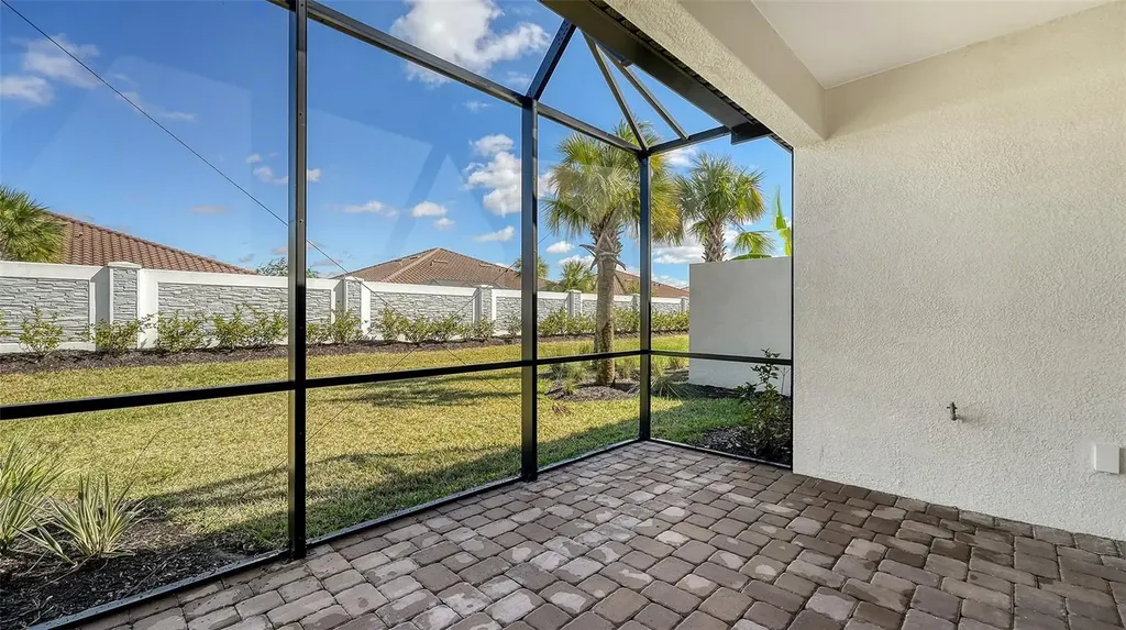 6070 Mesa Glen Bradenton FL 34203