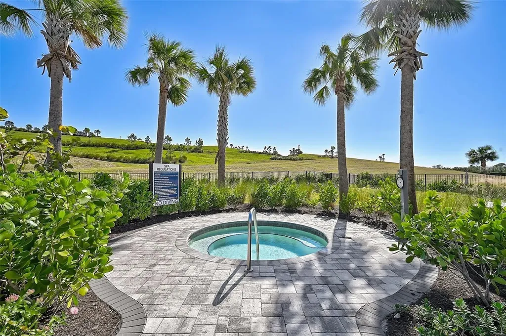 6070 Mesa Glen Bradenton FL 34203
