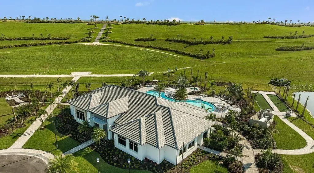 6070 Mesa Glen Bradenton FL 34203