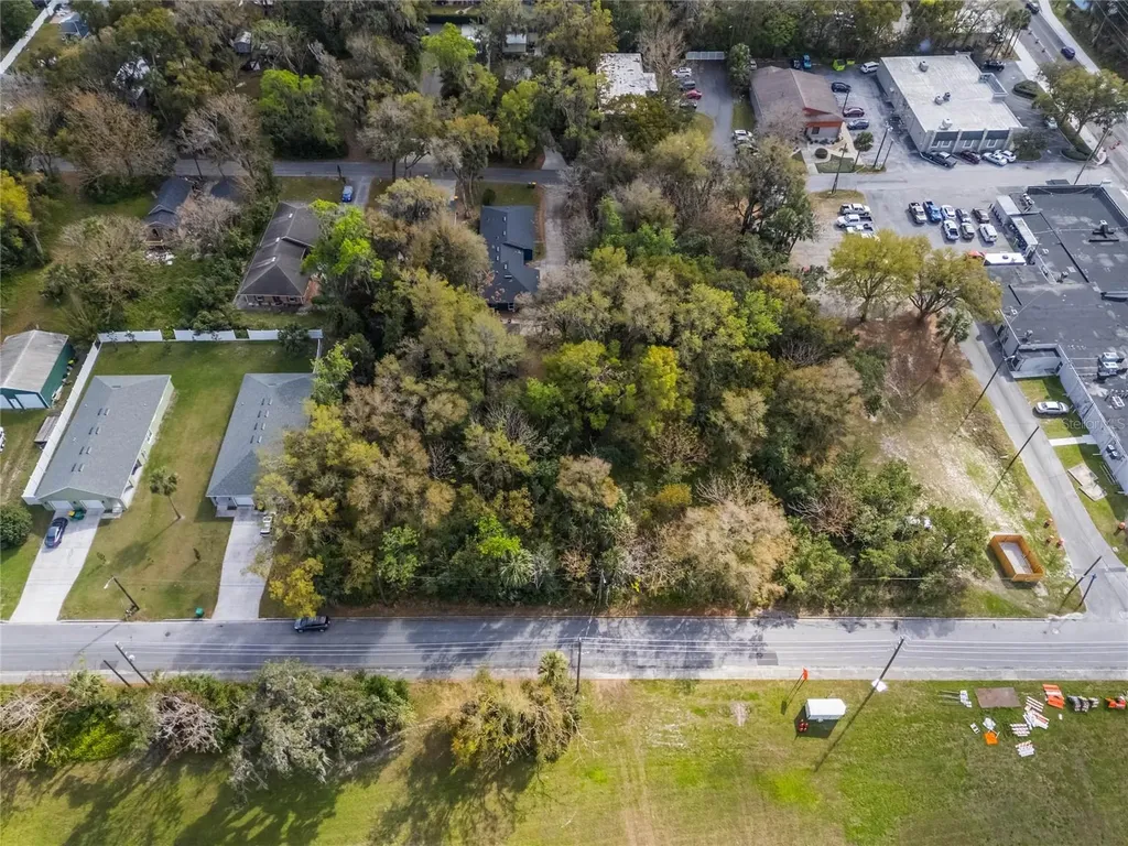 330 E Wisconsin Avenue Deland FL 32724