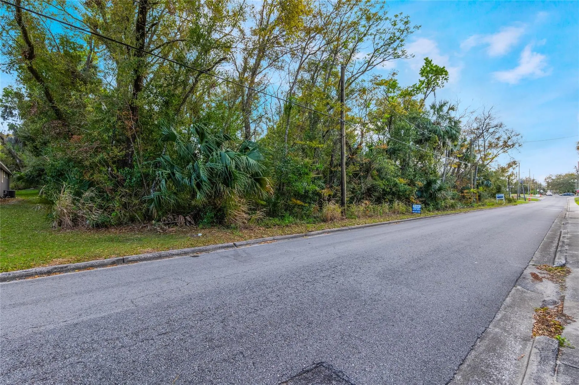330 E Wisconsin Avenue Deland FL 32724
