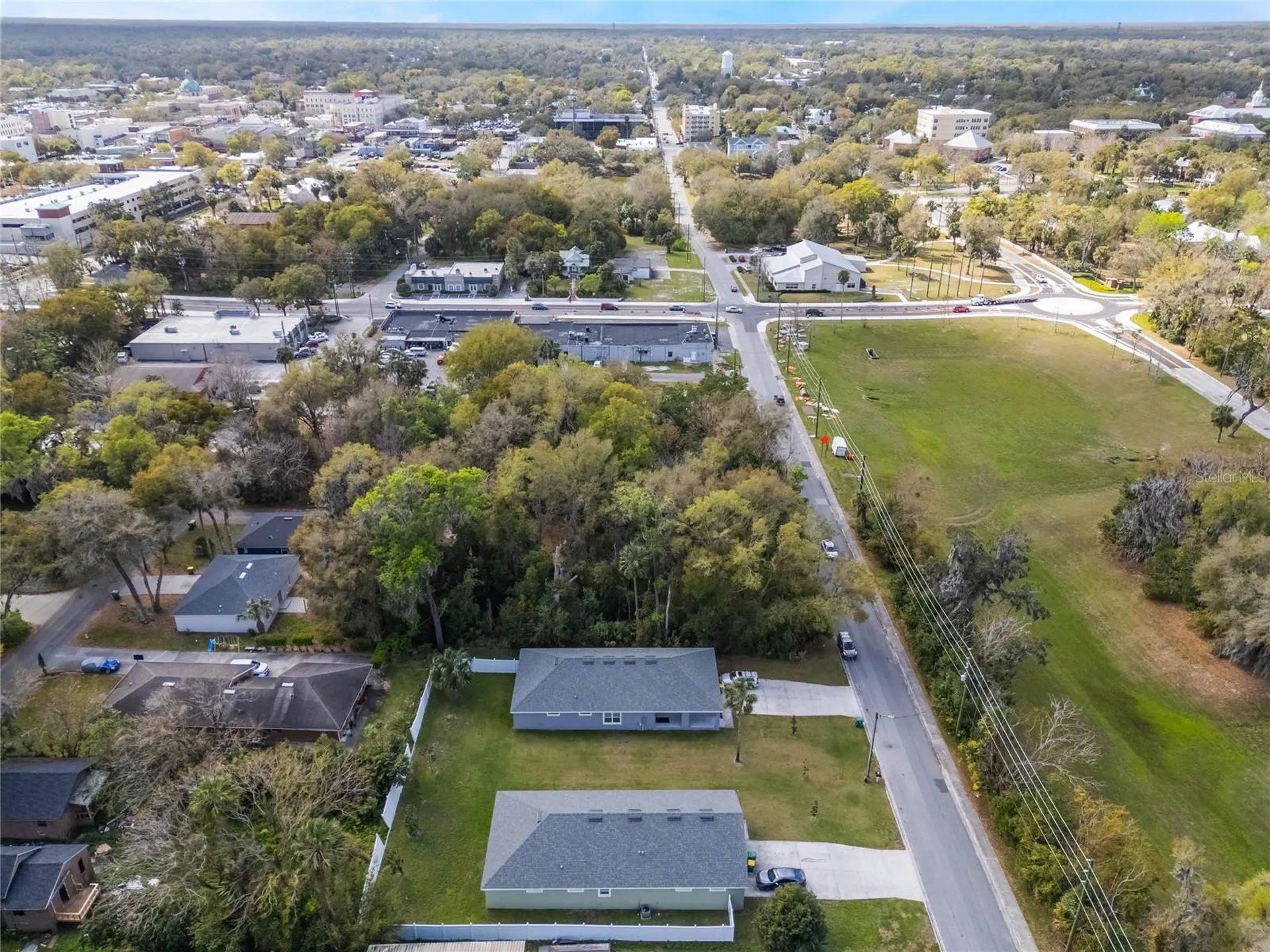 330 E Wisconsin Avenue Deland FL 32724