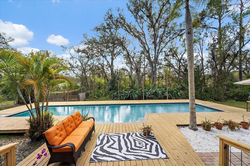 13600 N Branch Road Sarasota FL 34240