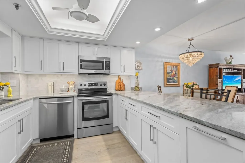 1001 Benjamin Franklin Drive Sarasota FL 34236