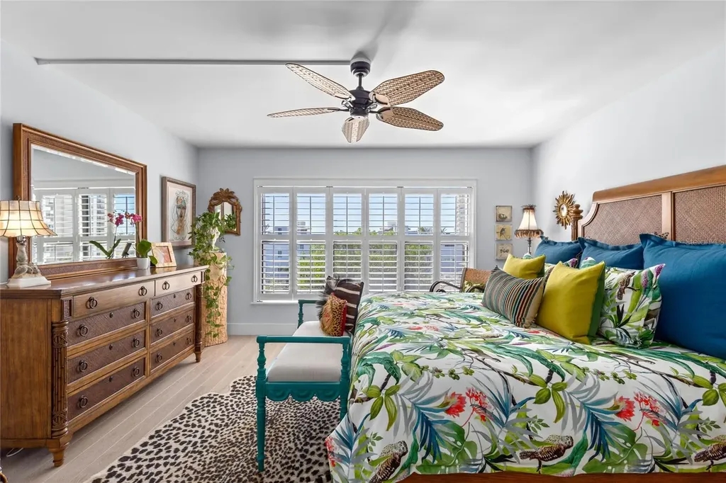 1001 Benjamin Franklin Drive Sarasota FL 34236