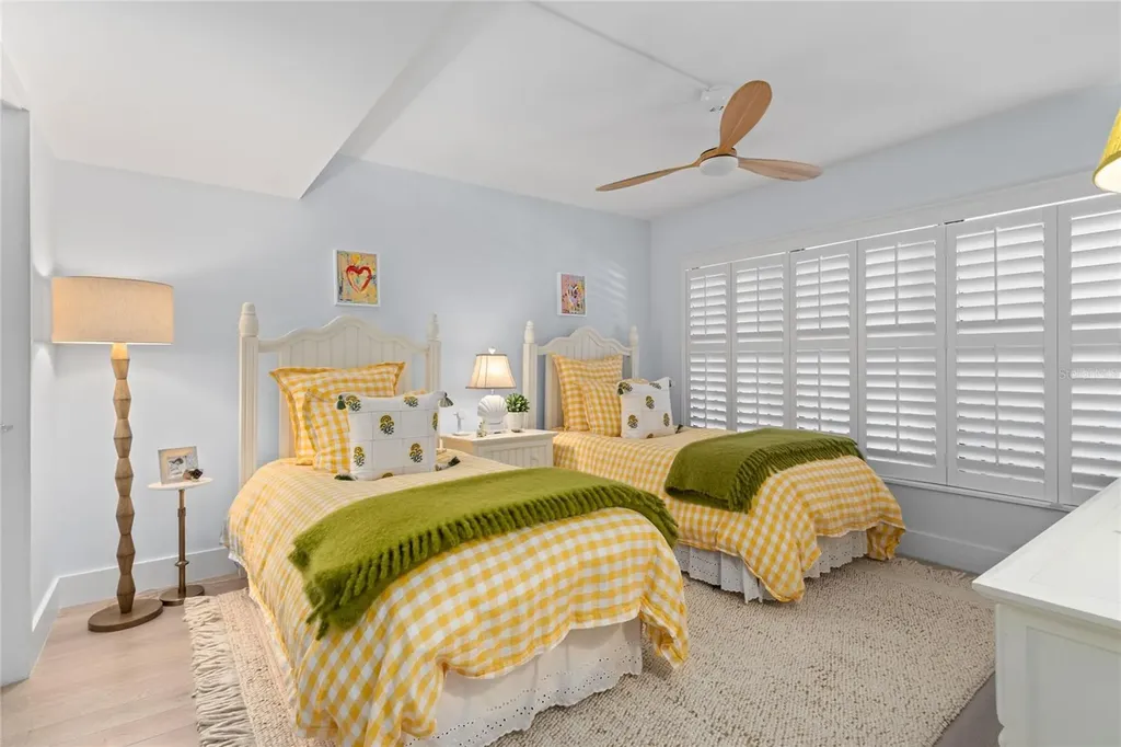 1001 Benjamin Franklin Drive Sarasota FL 34236