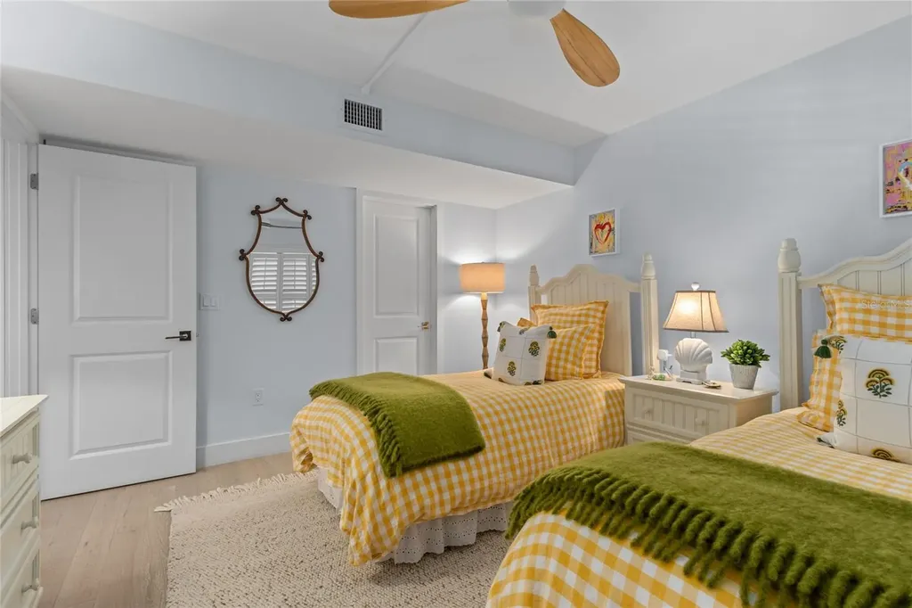 1001 Benjamin Franklin Drive Sarasota FL 34236