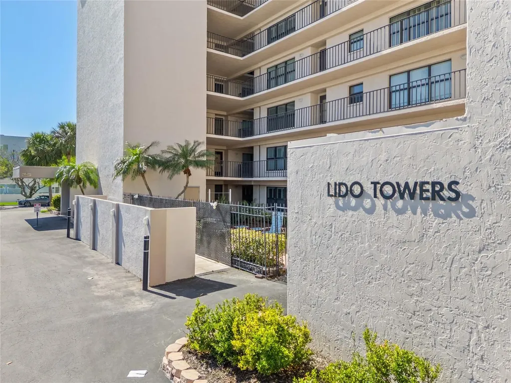 1001 Benjamin Franklin Drive Sarasota FL 34236