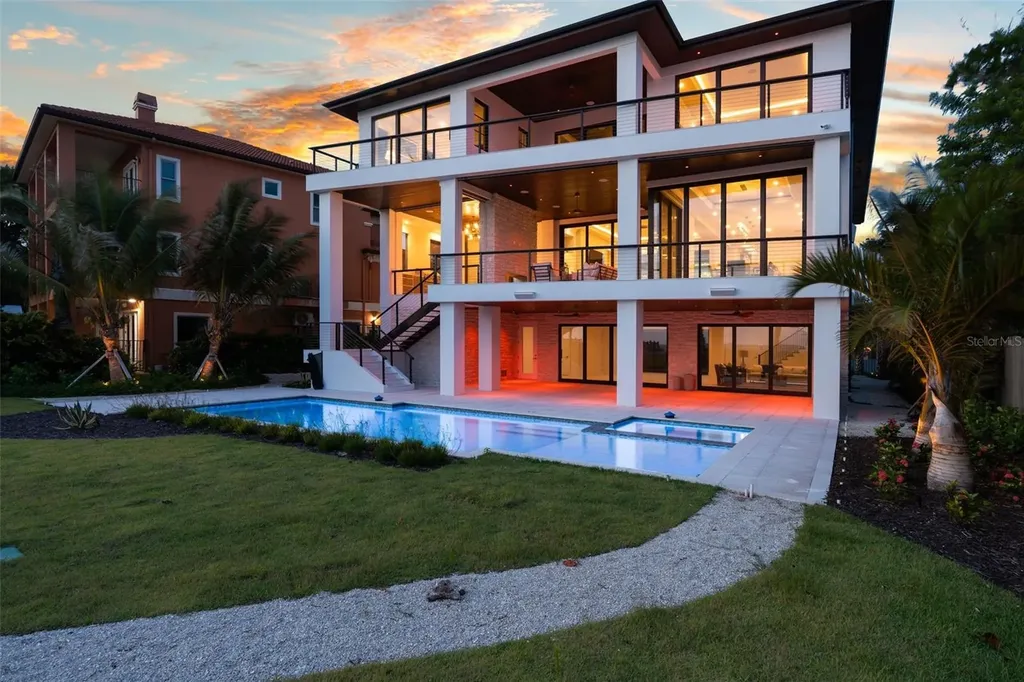7324 Point Of Rocks Road Sarasota FL 34242