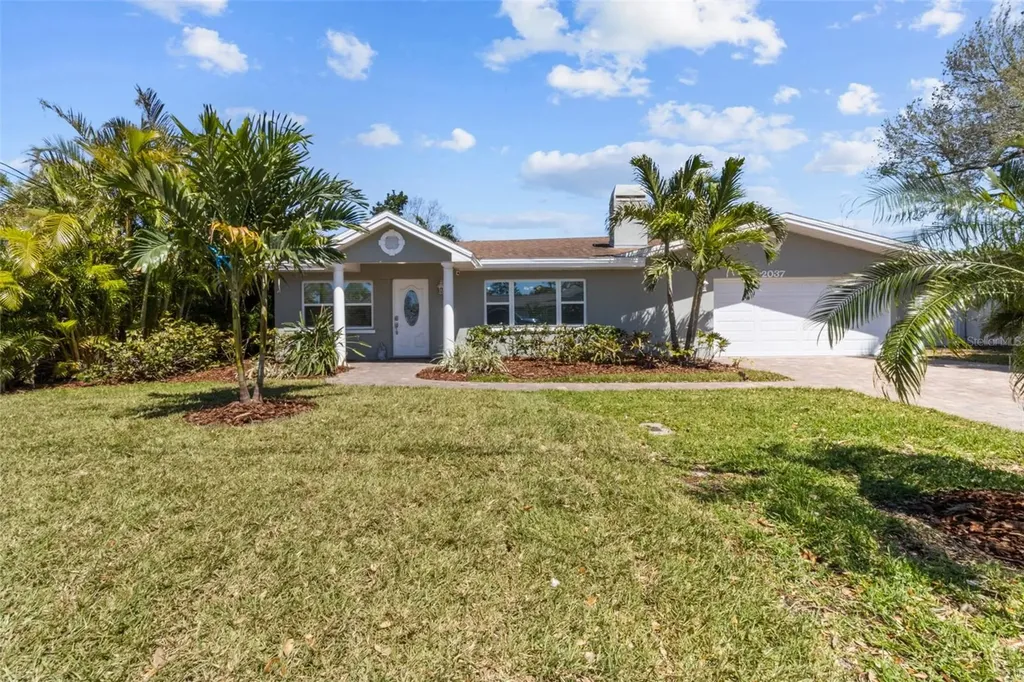 2037 Church Creek Point Largo FL 33774
