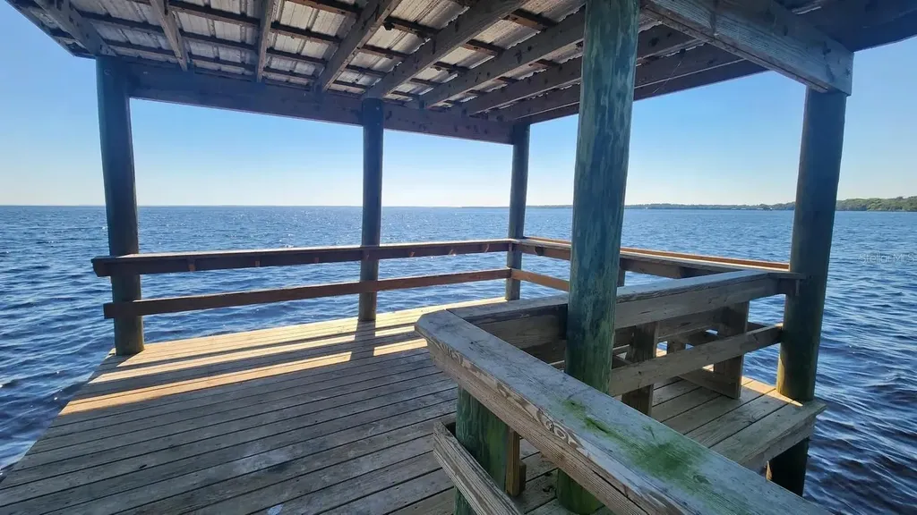 817 Paradise Boulevard Georgetown FL 32139