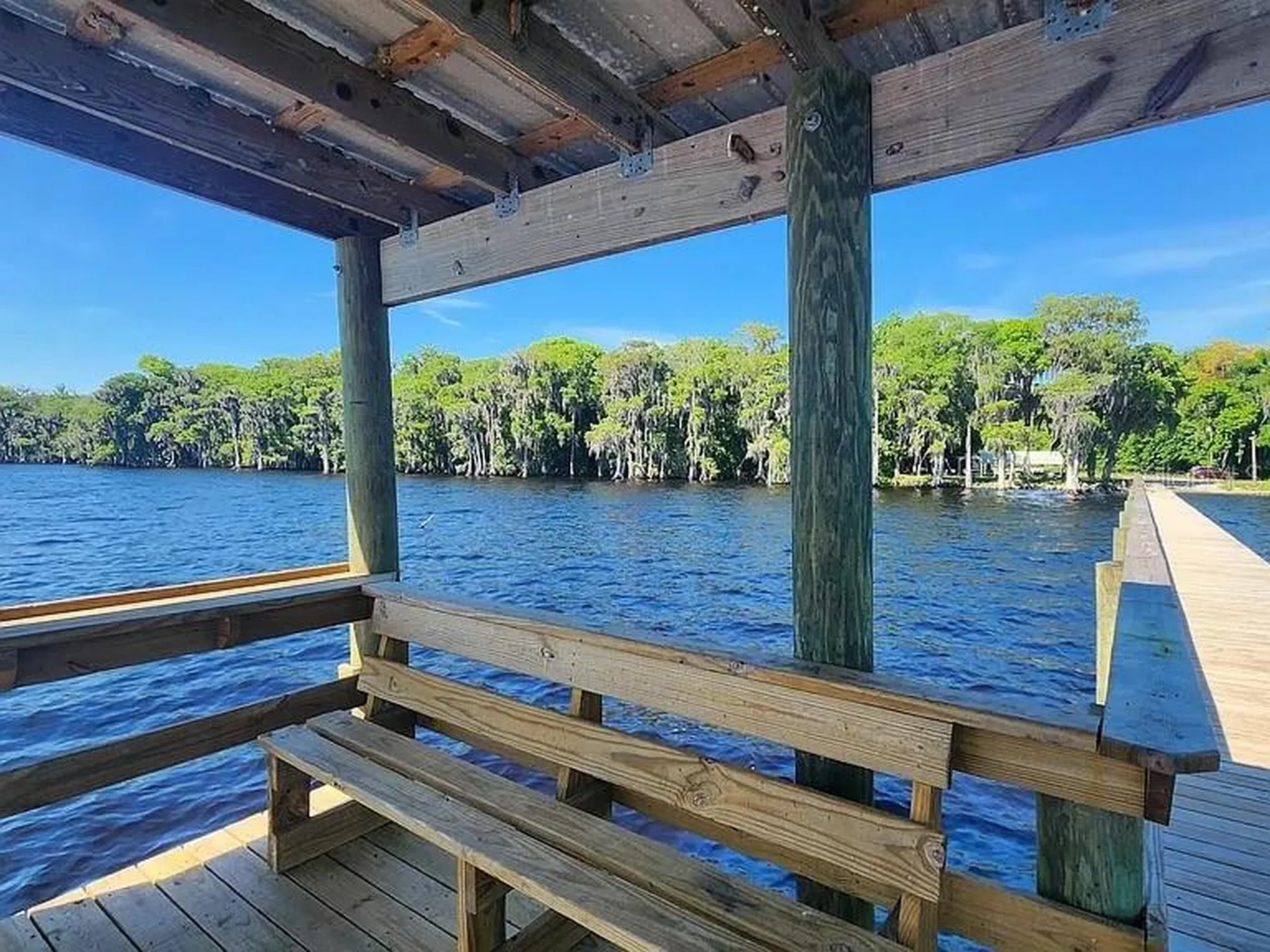 817 Paradise Boulevard Georgetown FL 32139