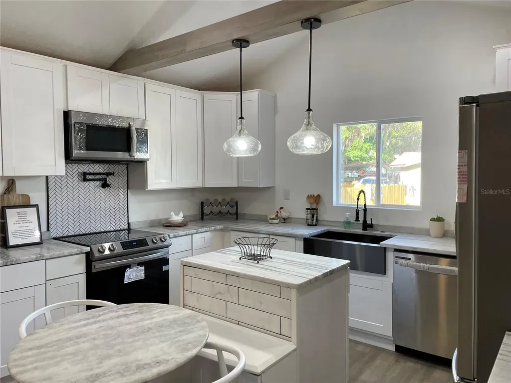 1700 Hollywood Avenue Eustis FL 32726
