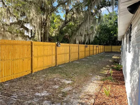 1700 Hollywood Avenue Eustis FL 32726