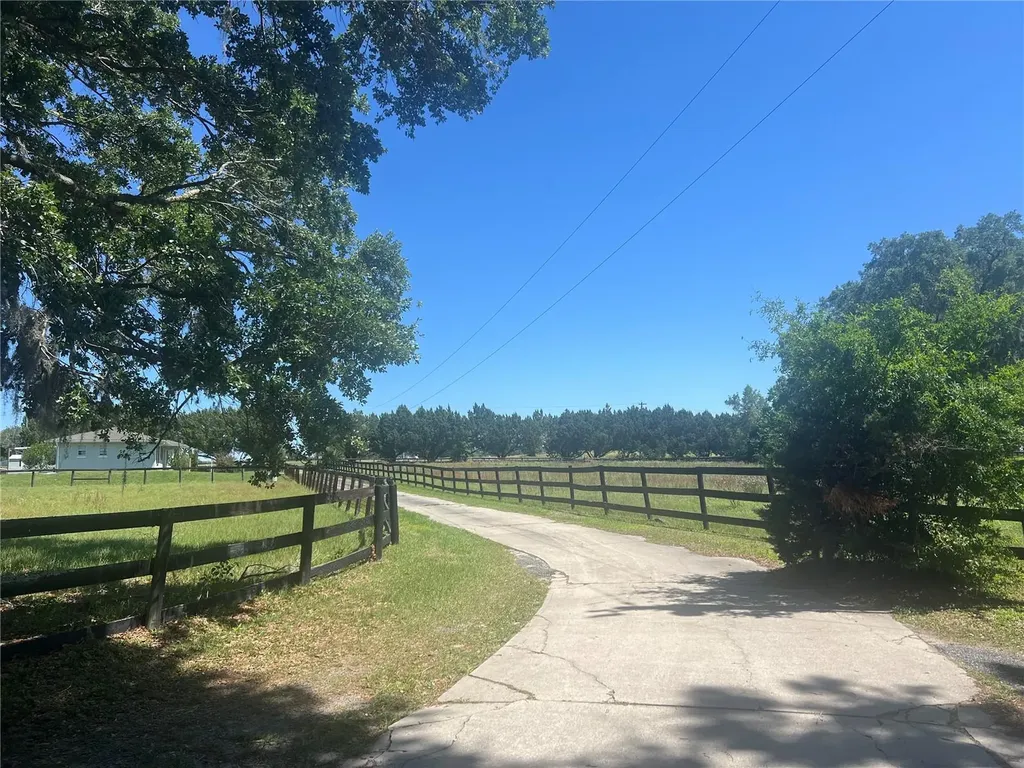 9500 NW 95th Avenue Road Ocala FL 34482