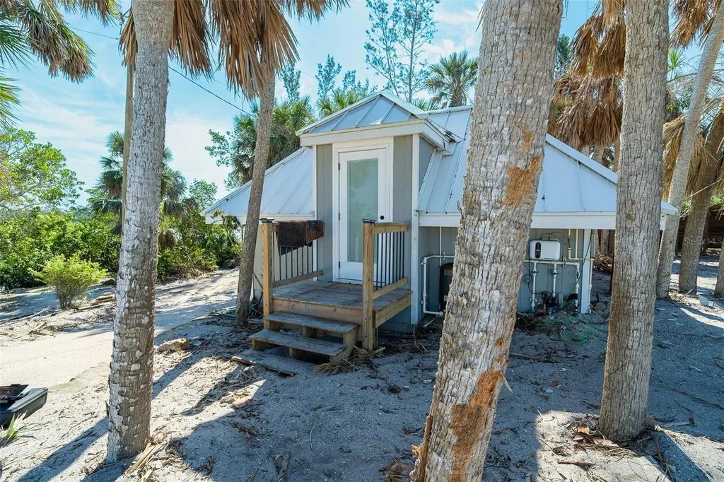 806 N Manasota Key Road Englewood FL 34223