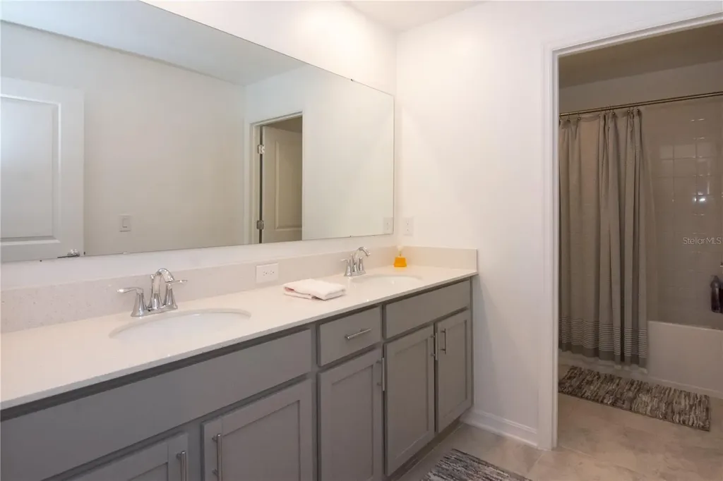 2006 Myrtle Pine Street Kissimmee FL 34746