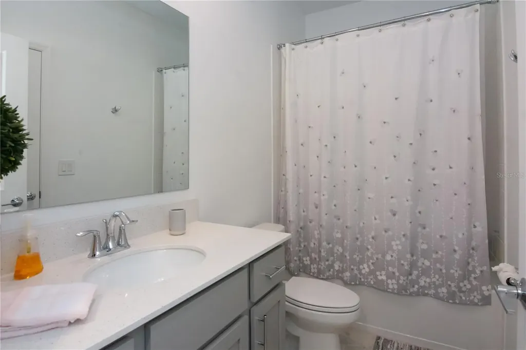 2006 Myrtle Pine Street Kissimmee FL 34746