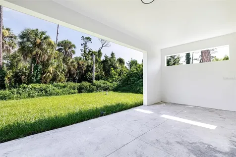 17196 Glenview Avenue Port Charlotte FL 33954