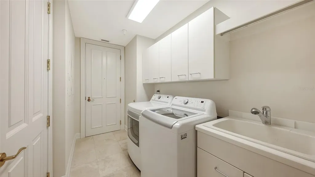 35 Watergate Drive Sarasota FL 34236