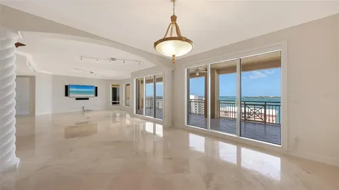 35 Watergate Drive Sarasota FL 34236