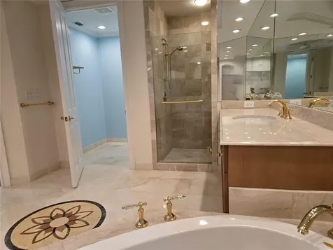 35 Watergate Drive Sarasota FL 34236