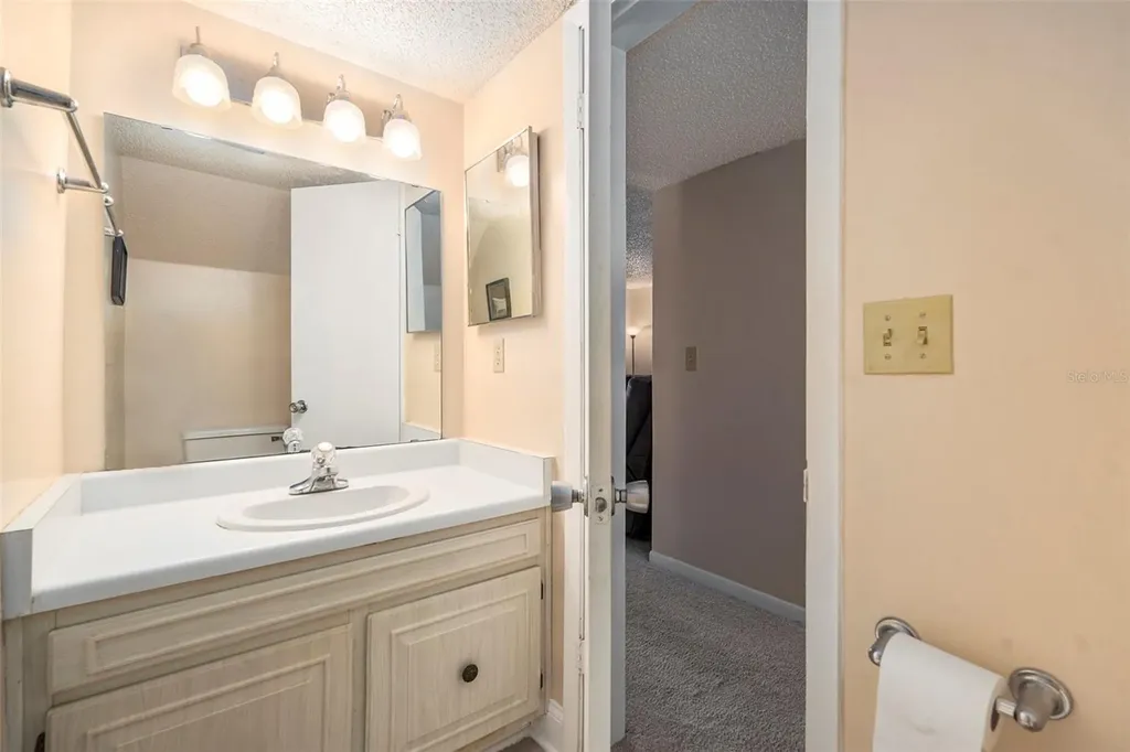 6311 Newtown Circle Tampa FL 33615