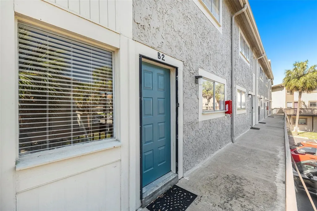 6311 Newtown Circle Tampa FL 33615