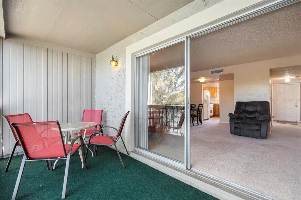 6311 Newtown Circle Tampa FL 33615