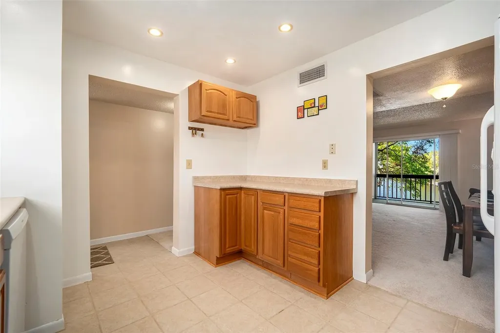 6311 Newtown Circle Tampa FL 33615