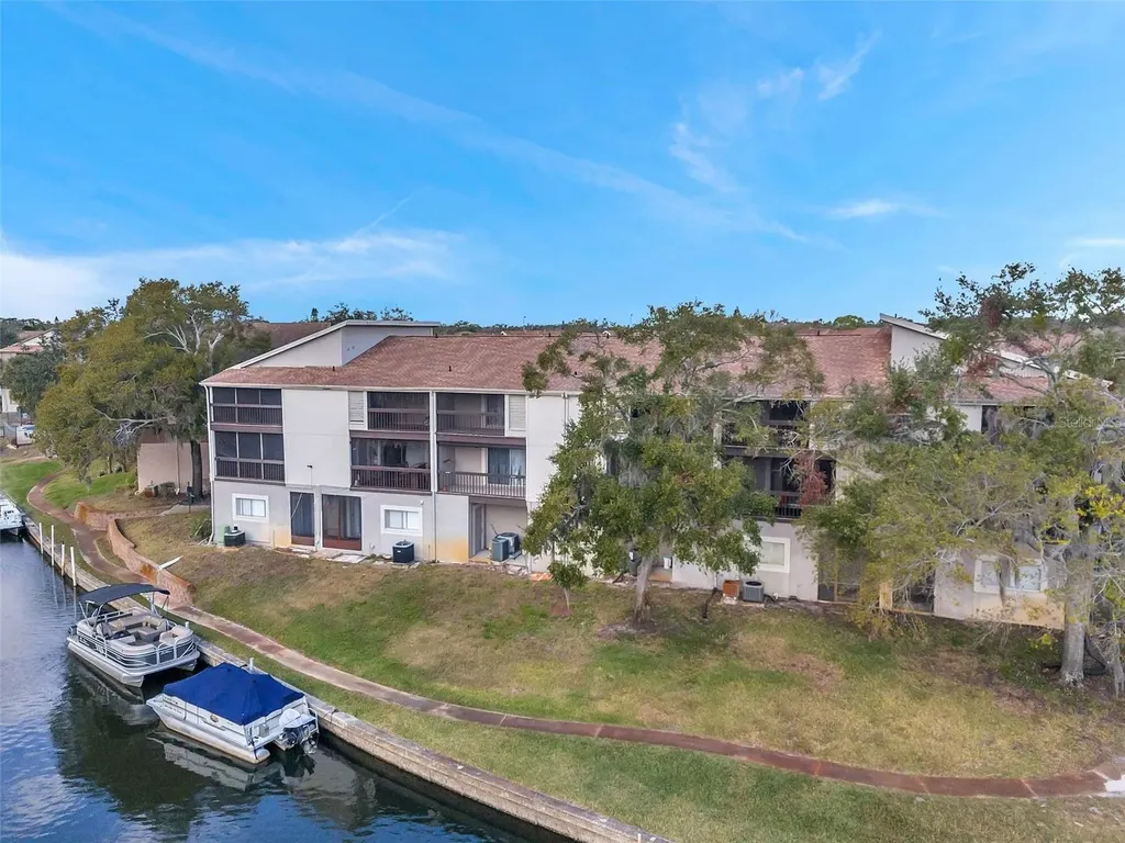 6311 Newtown Circle Tampa FL 33615