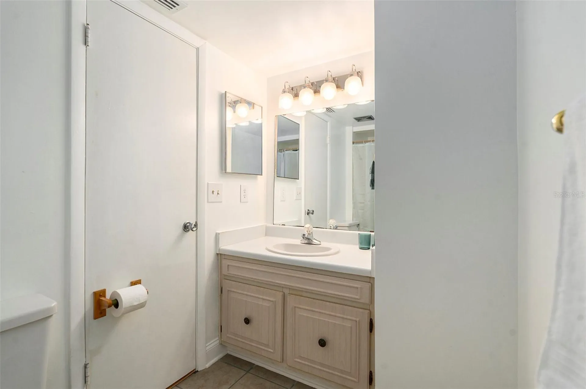 6311 Newtown Circle Tampa FL 33615