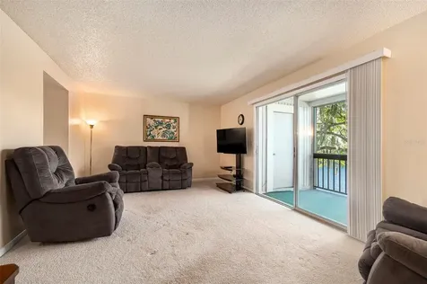 6311 Newtown Circle Tampa FL 33615