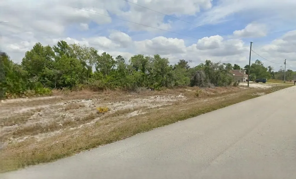 1348 Aleutian Street NE Lake Placid FL 33852