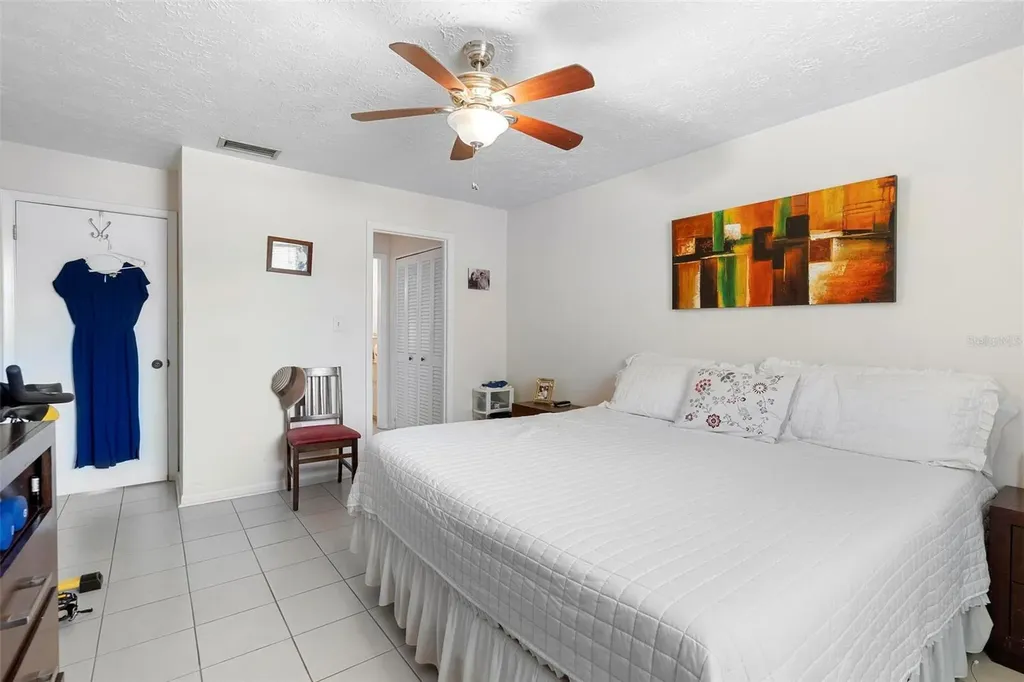 4376 Lake Underhill Road Orlando FL 32803