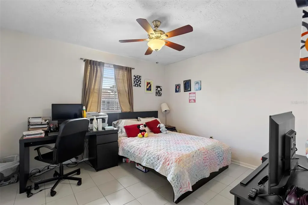 4376 Lake Underhill Road Orlando FL 32803