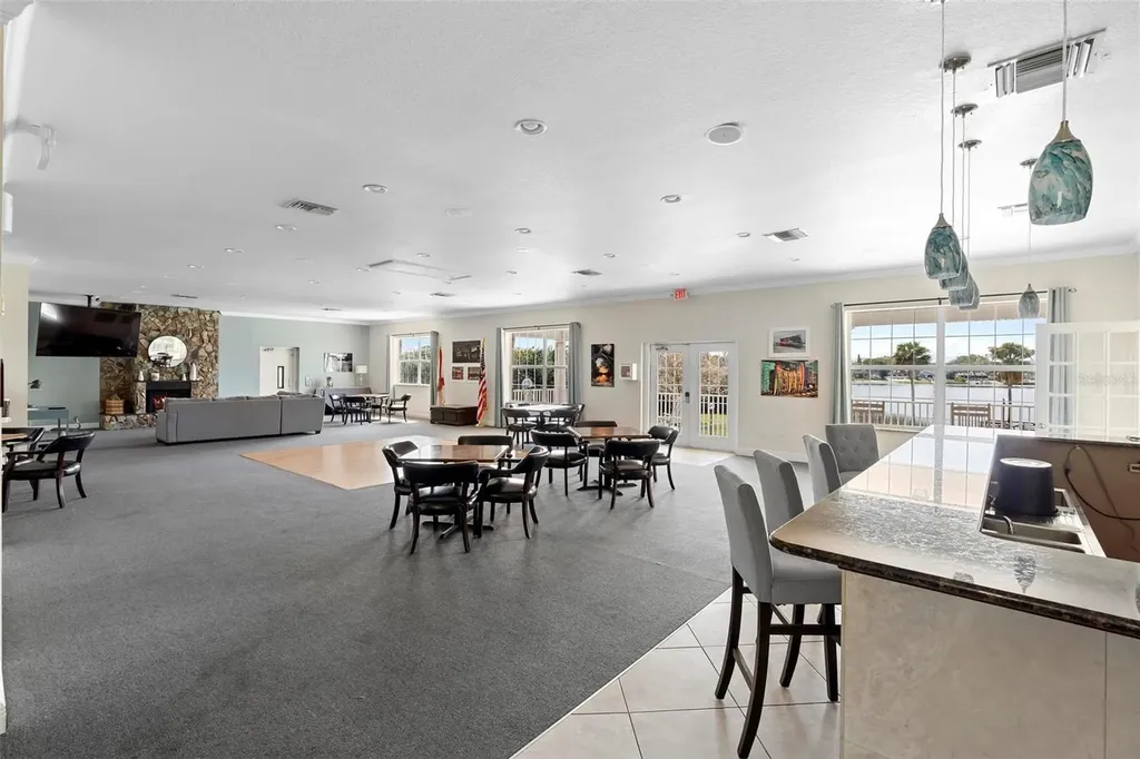 4376 Lake Underhill Road Orlando FL 32803