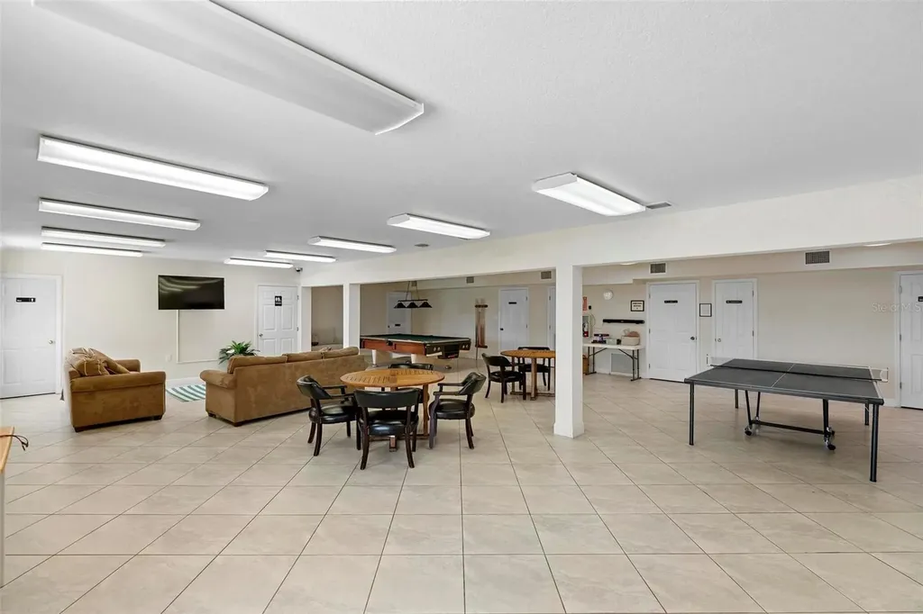 4376 Lake Underhill Road Orlando FL 32803