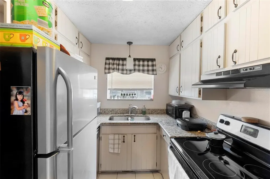 4376 Lake Underhill Road Orlando FL 32803