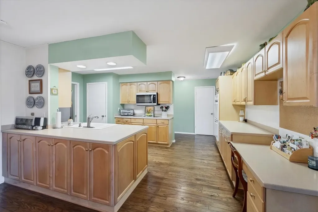 115 65th Street Court NW Bradenton FL 34209