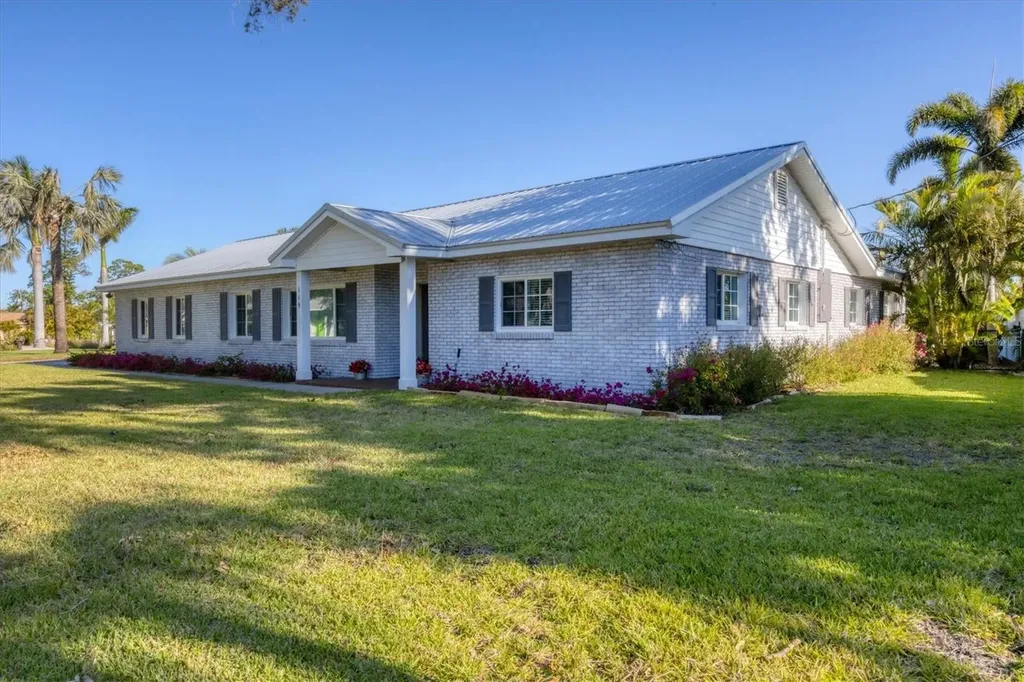115 65th Street Court NW Bradenton FL 34209