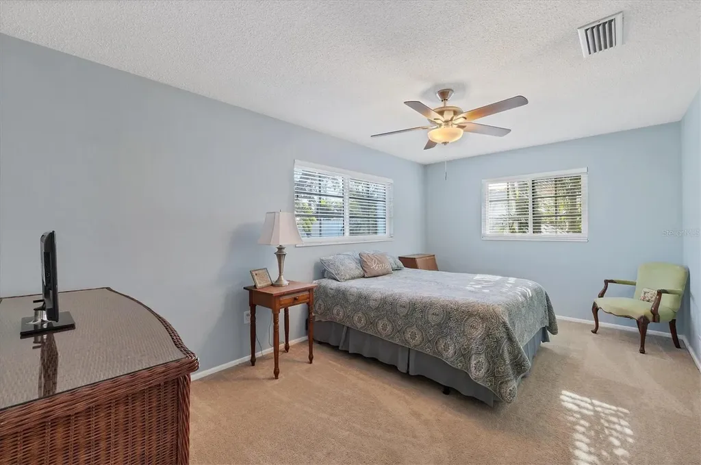 115 65th Street Court NW Bradenton FL 34209
