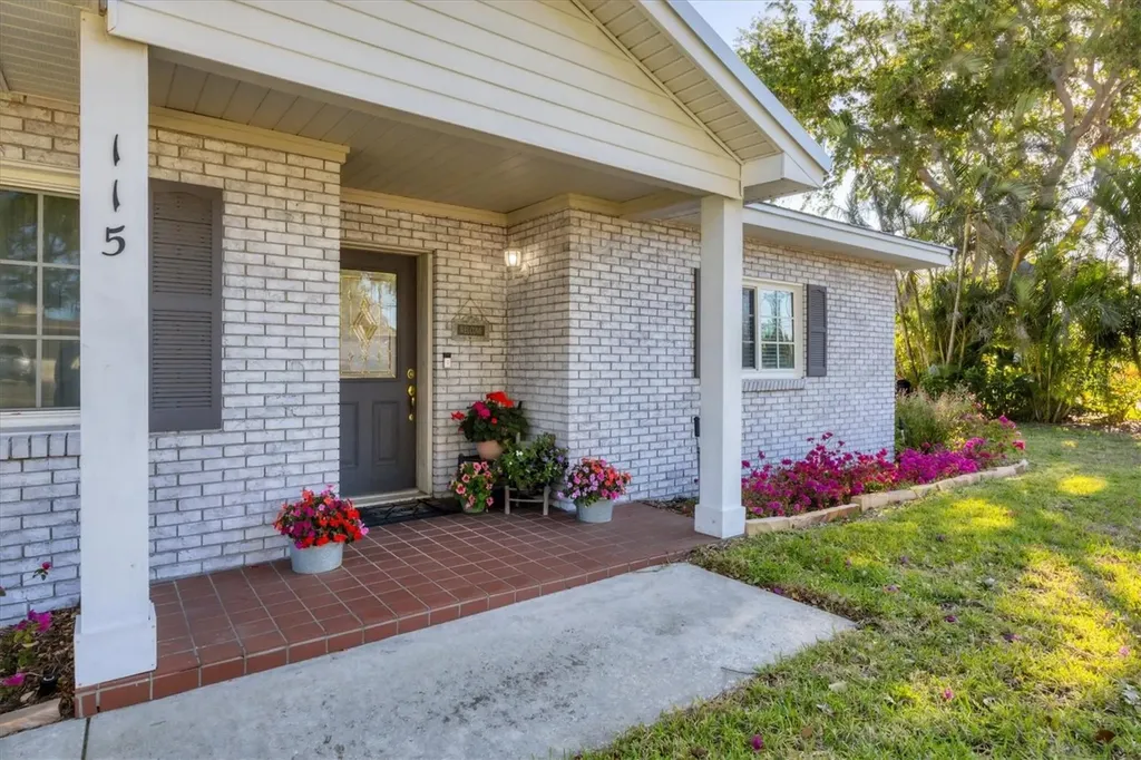 115 65th Street Court NW Bradenton FL 34209