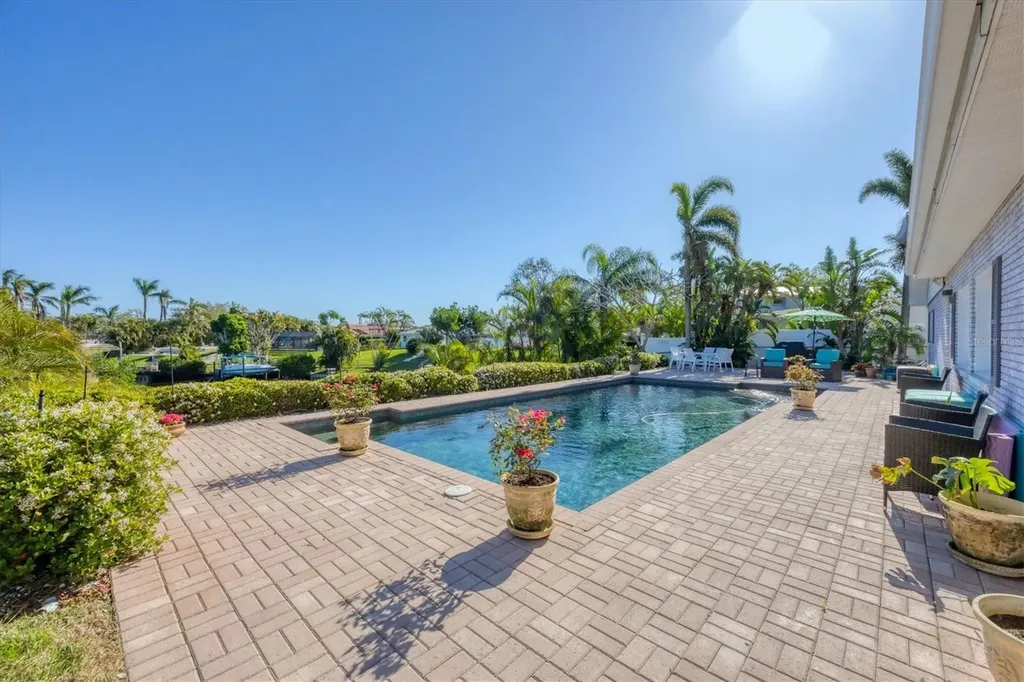 115 65th Street Court NW Bradenton FL 34209