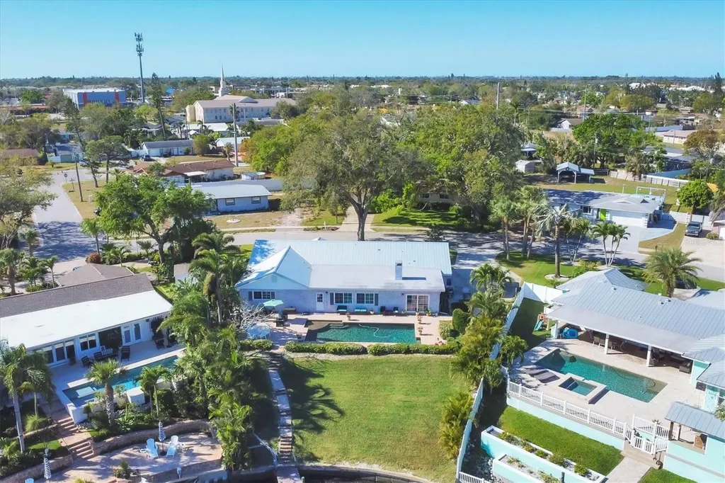 115 65th Street Court NW Bradenton FL 34209