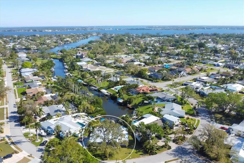 115 65th Street Court NW Bradenton FL 34209